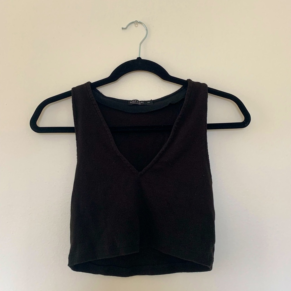 Nasty Gal Black V-Neck Crop Top - EUC